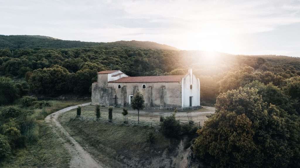 chiesa campestre sant'anania e egidio a orgosolo