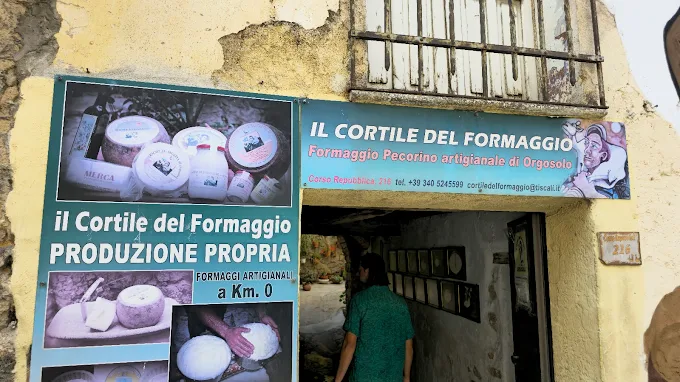ingresso il cortile del formaggio